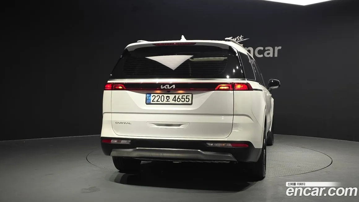 Kia Carnival 2023 из KR, фото 2