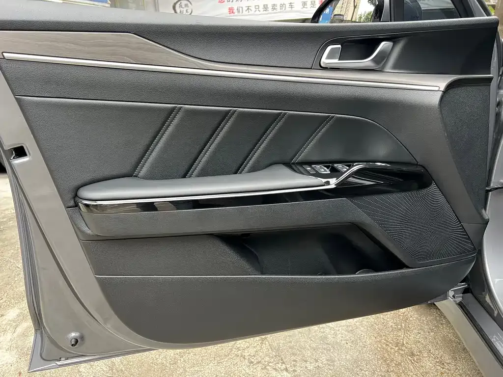 Kia K5 2022 из CN, фото 7