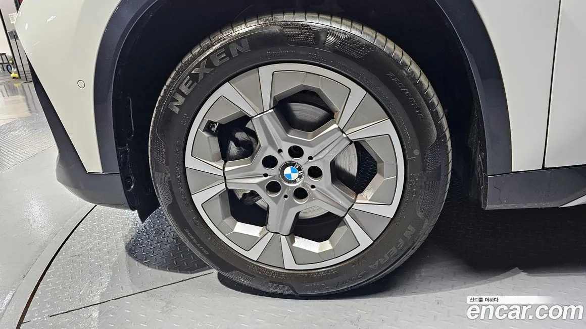 BMW X1 2024 из KR, фото 8