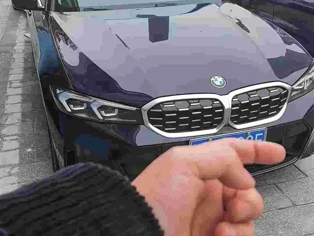 BMW 3 Series — фото 1