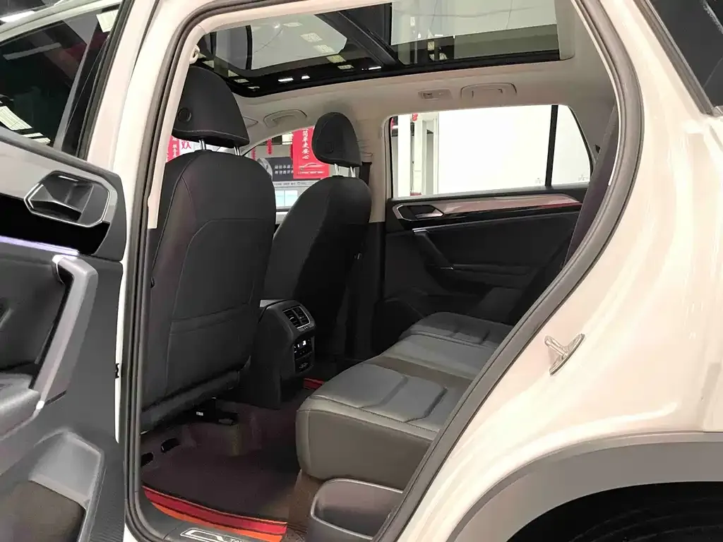 Volkswagen Tayron 2022 из CN, фото 4