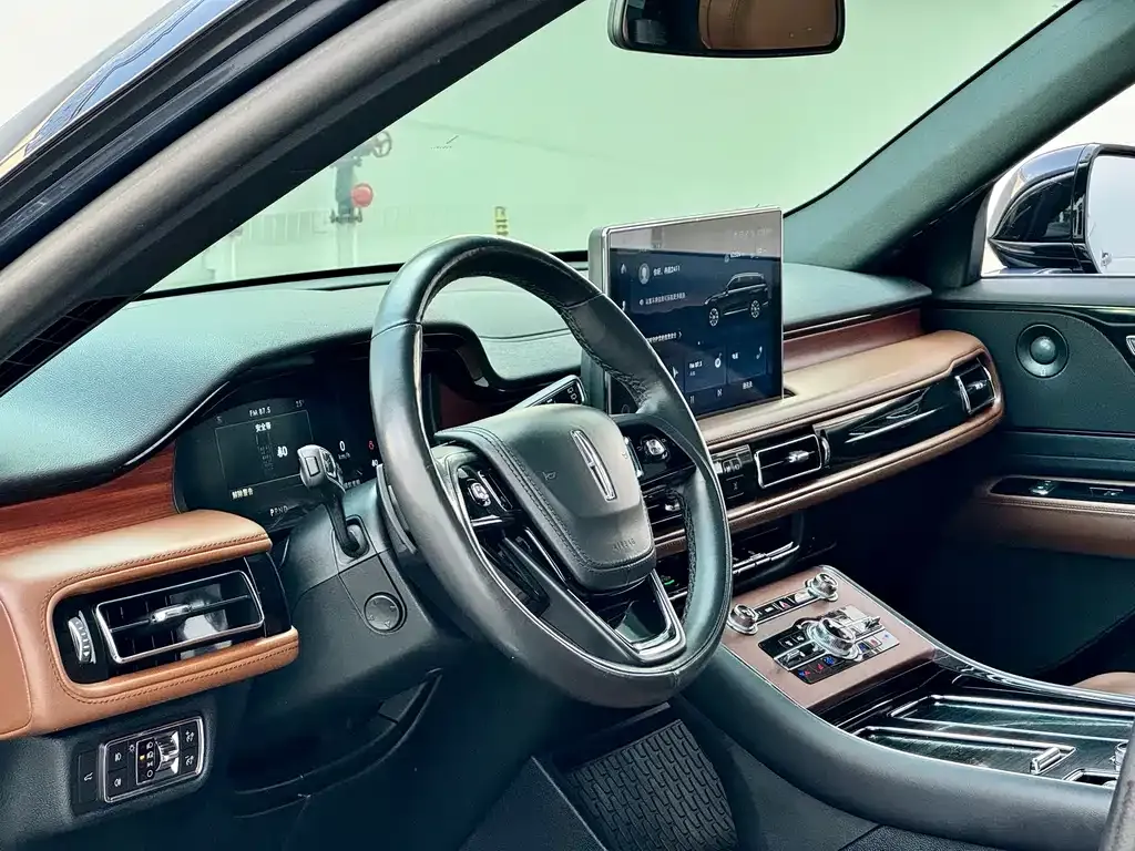 Lincoln Aviator 2021 из CN, фото 6