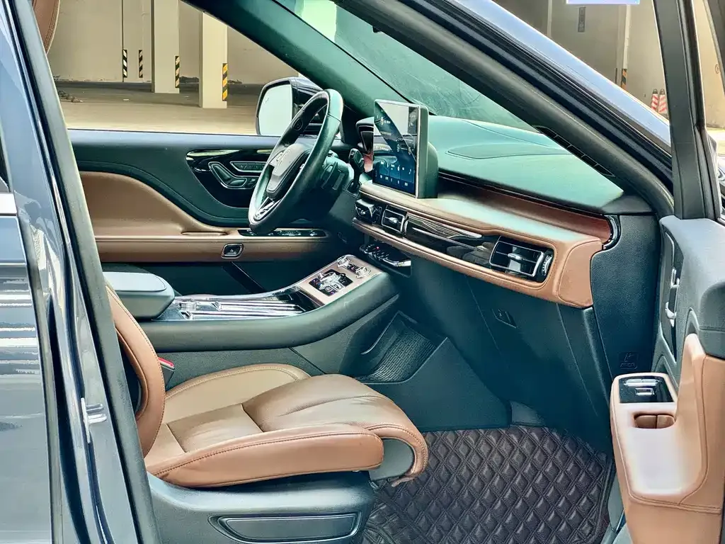 Lincoln Aviator 2021 из CN, фото 5