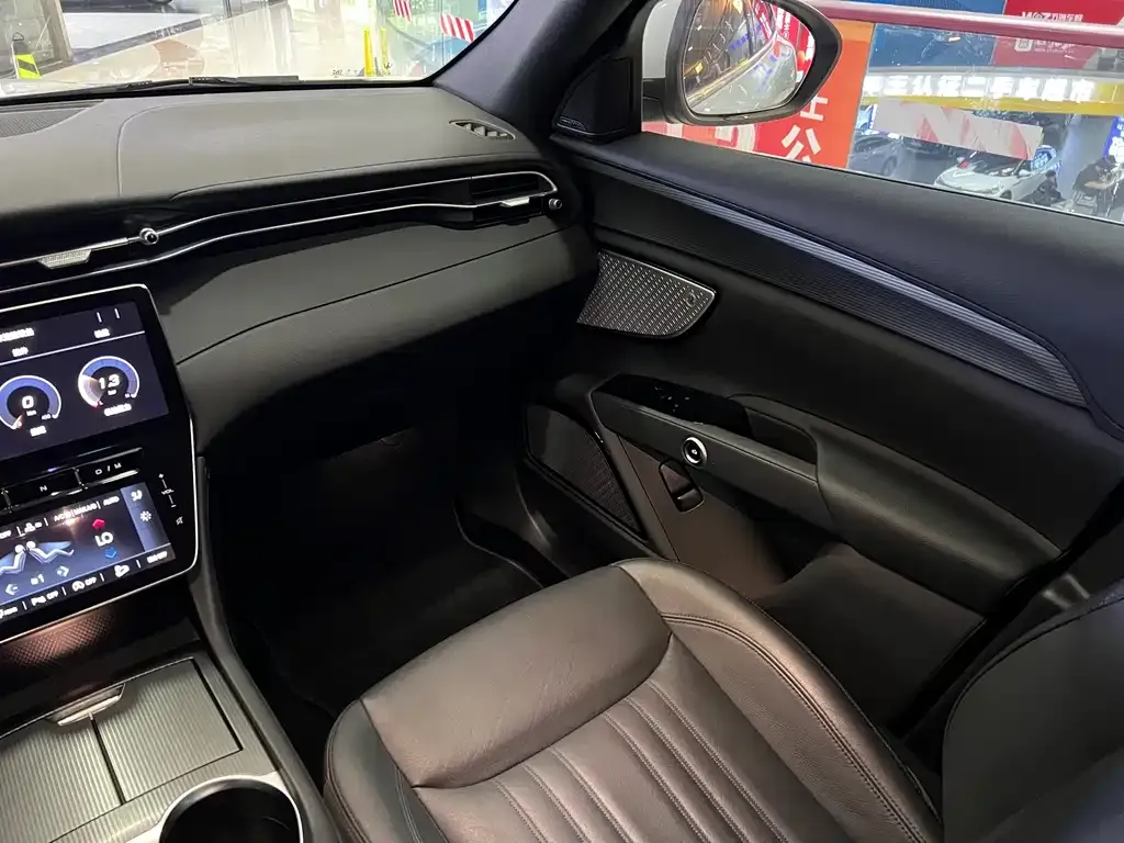 Maserati Grecale 2023 из CN, фото 9