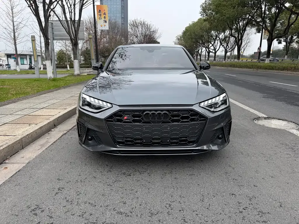 Audi A4L 2023 из CN, фото 5