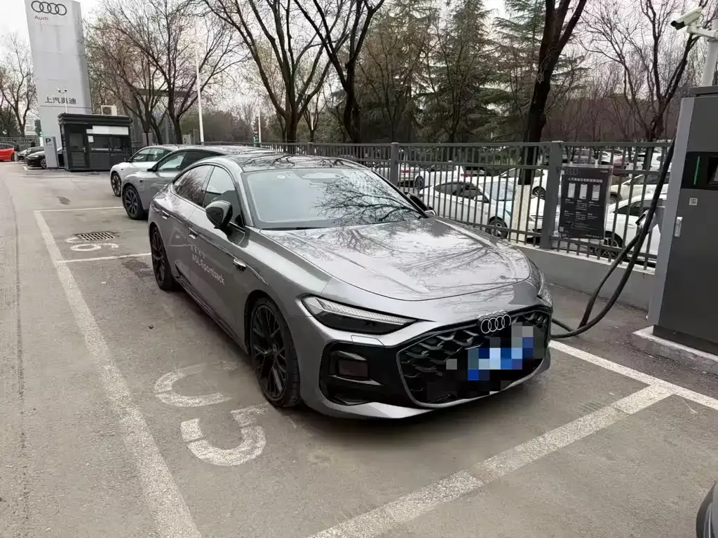 Audi A5L Sportback 2025 из CN, фото 1