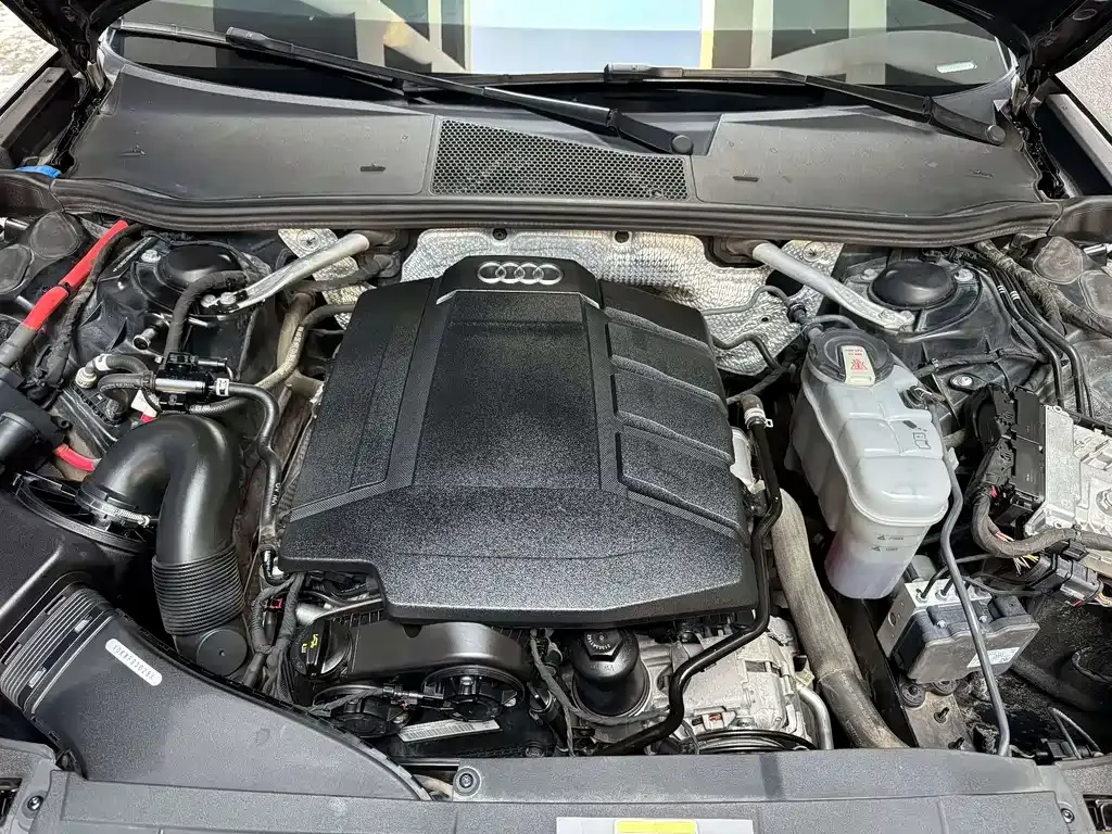 Audi A6L 2022 из CN, фото 10