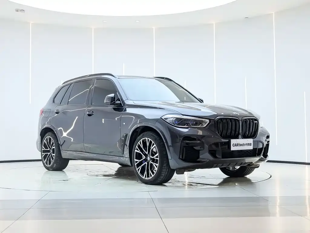 BMW X5 — фото 10