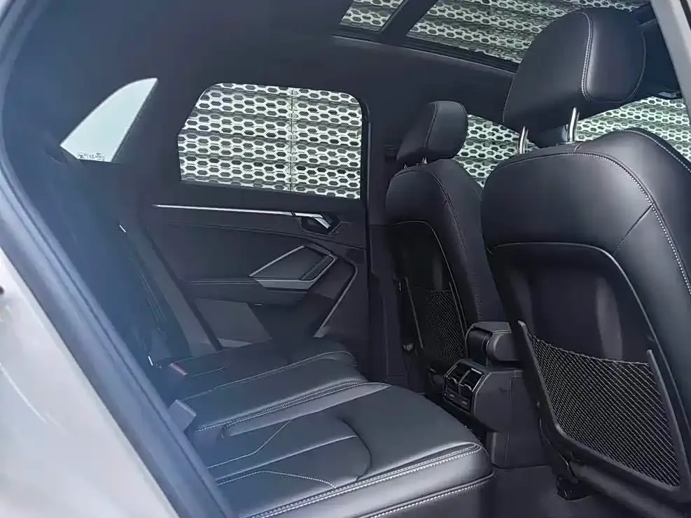 Audi Q3 2023 из CN, фото 6