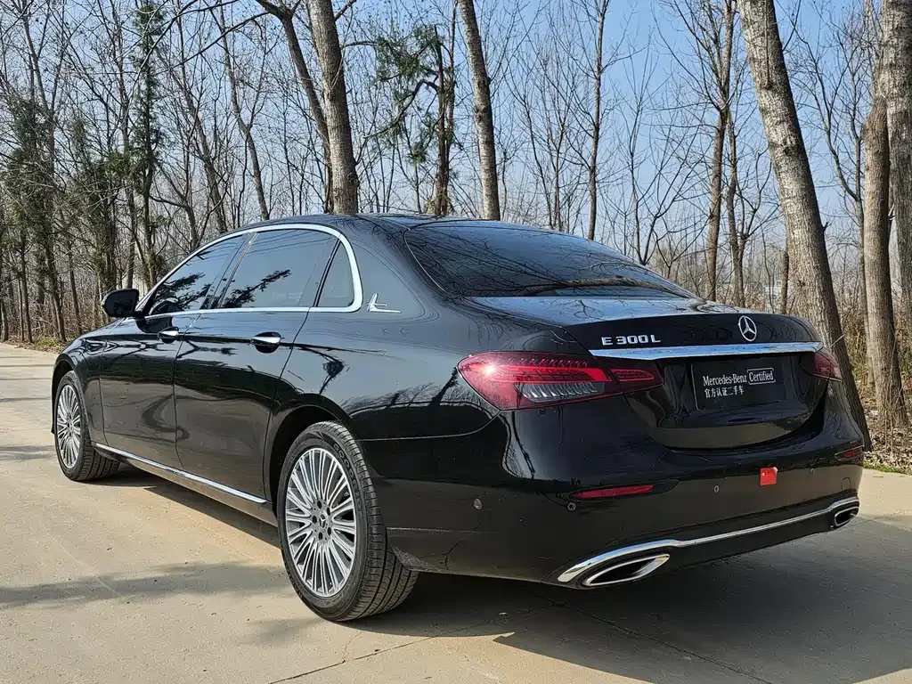Mercedes-Benz E-Class 2022 из CN, фото 9