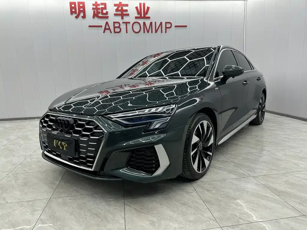 Audi A3 2022 из CN, фото 1
