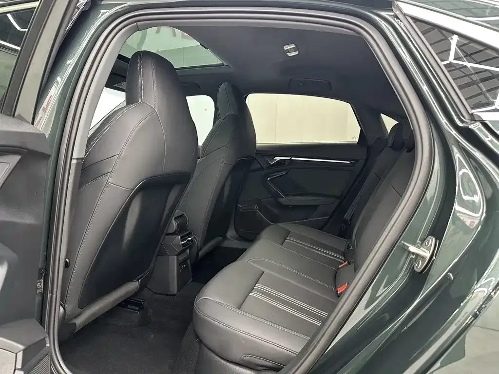 Audi A3 2022 из CN, фото 9