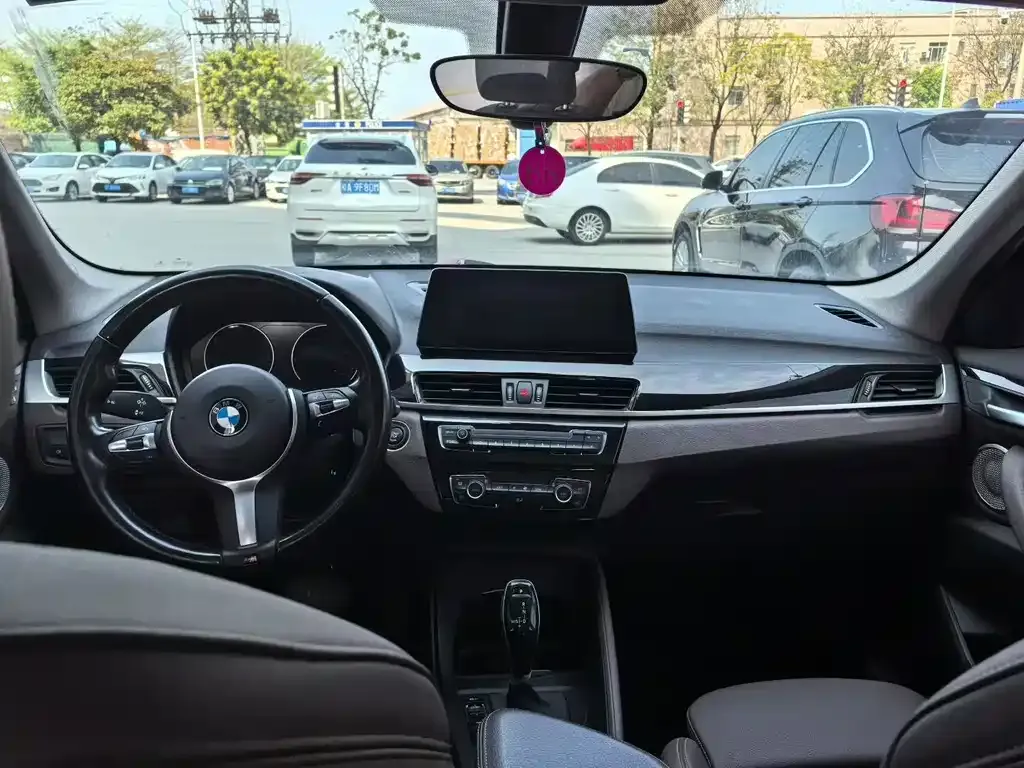 BMW X1 2022 из CN, фото 3