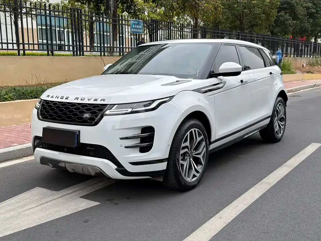Land Rover Evoque — фото 1