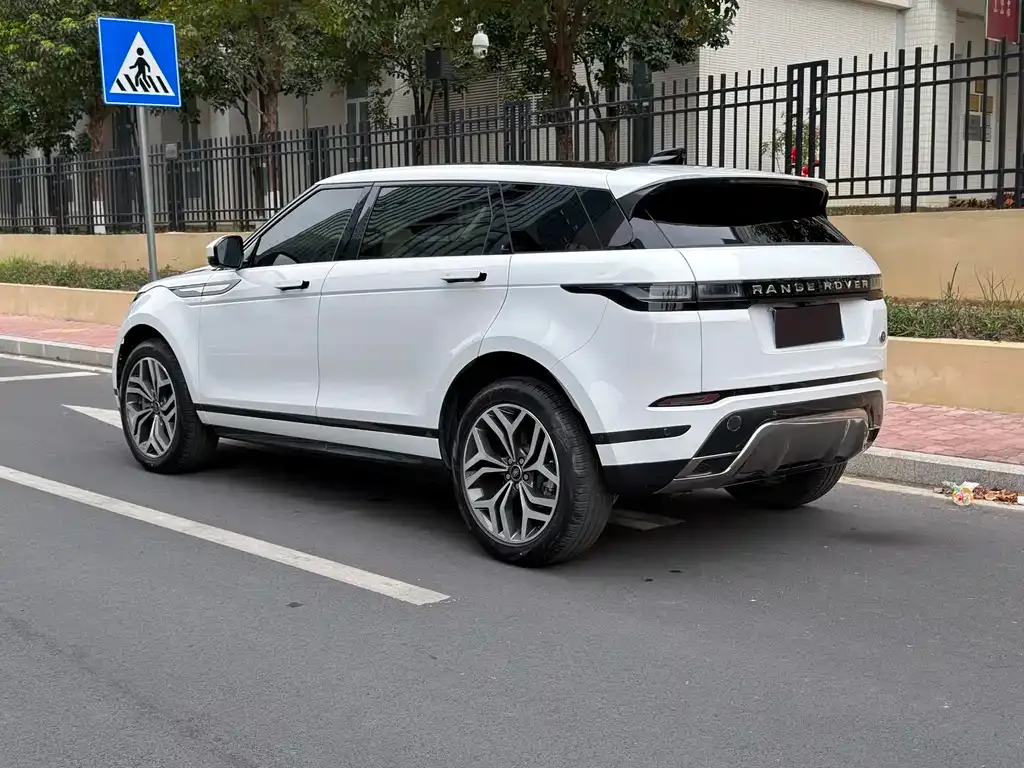 Land Rover Evoque — фото 5