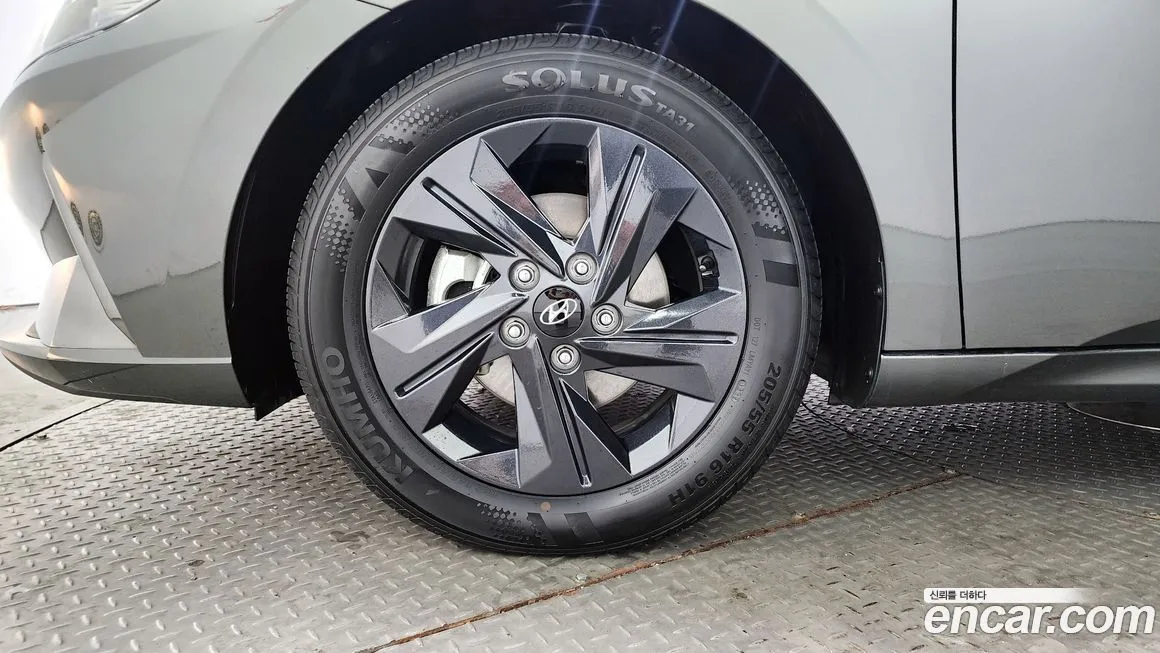 Hyundai AVANTE — фото 7