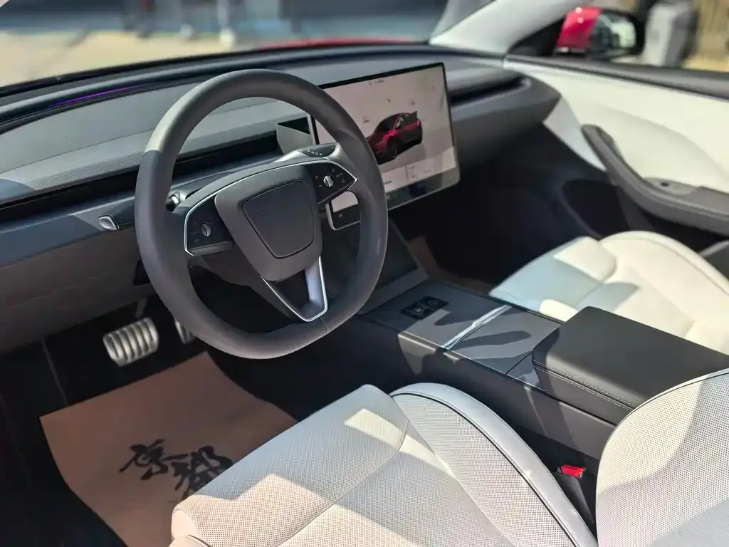 Tesla Model 3 2025 из CN, фото 2