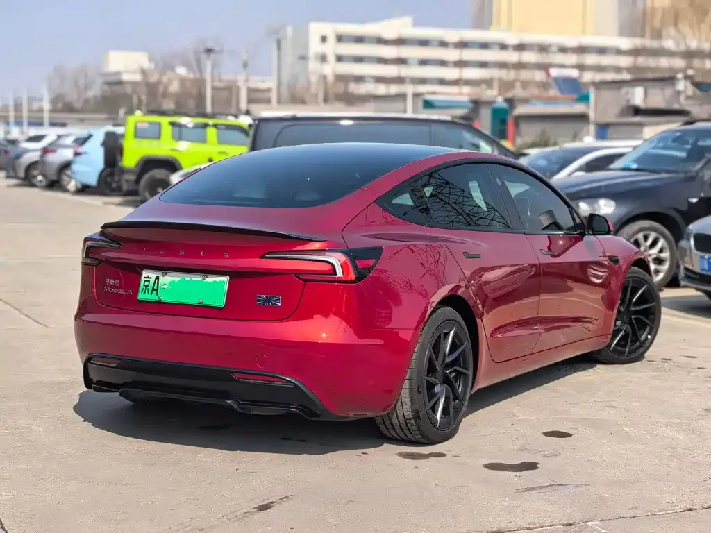 Tesla Model 3 2025 из CN, фото 8