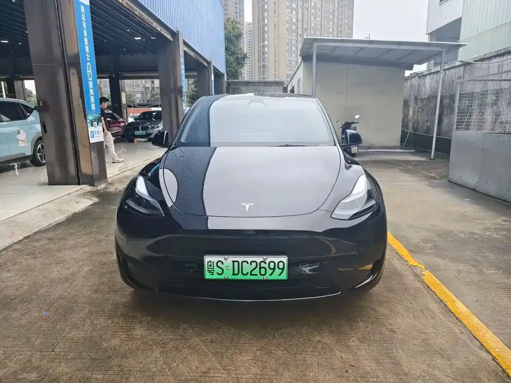 Tesla Model Y 2022 из CN, фото 3