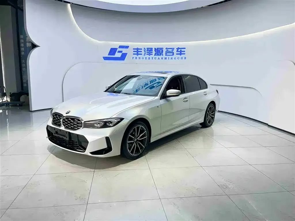 BMW 3 Series 2023 из CN, фото 1