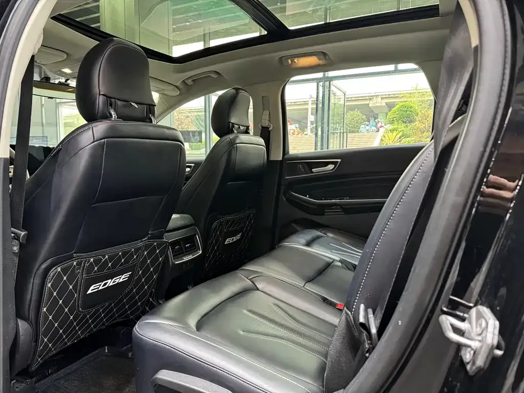 Ford Edge 2021 из CN, фото 6