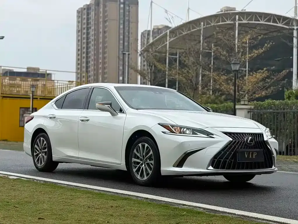 Lexus ES 2023 из CN, фото 7