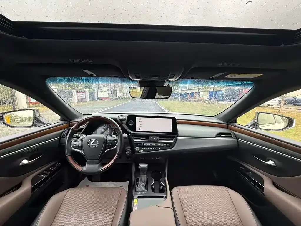 Lexus ES 2023 из CN, фото 8