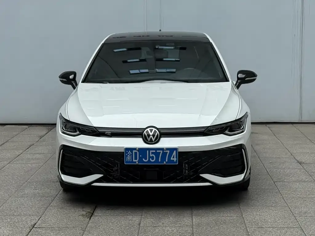 Volkswagen Golf 2025 из CN, фото 2