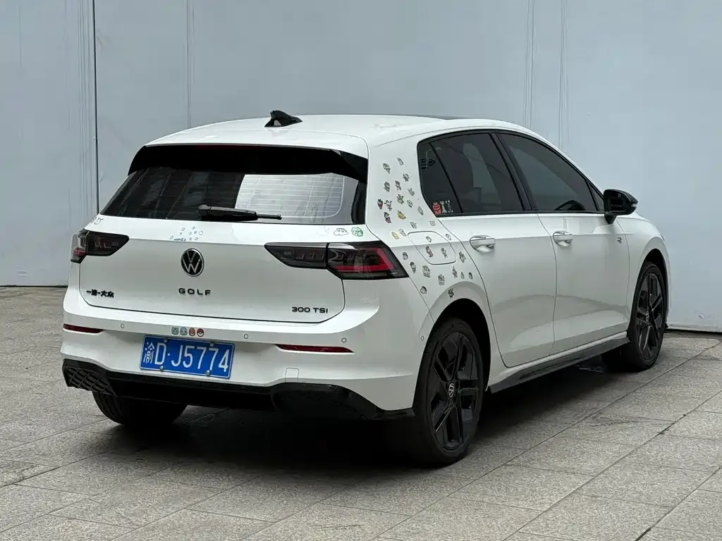Volkswagen Golf 2025 из CN, фото 4