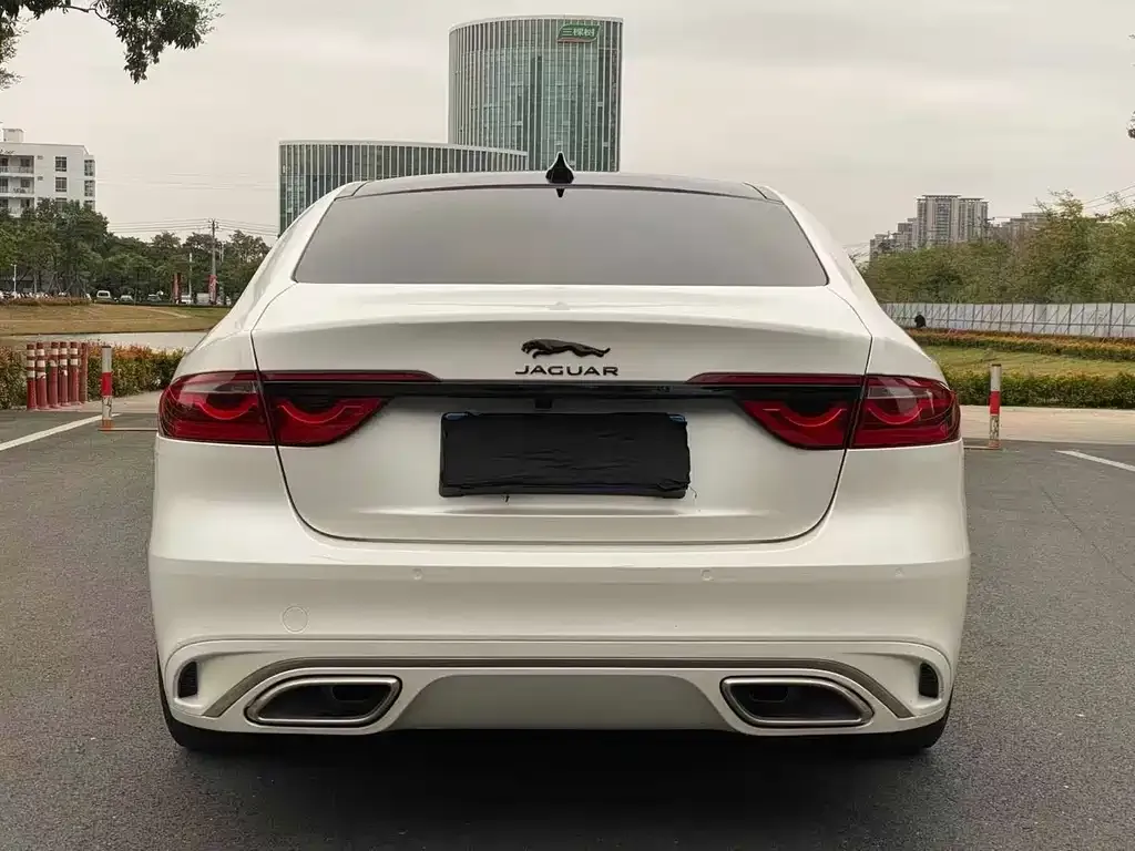Jaguar XFL 2022 из CN, фото 4