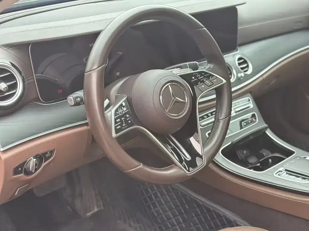 Mercedes-Benz E-Class 2023 из CN, фото 3