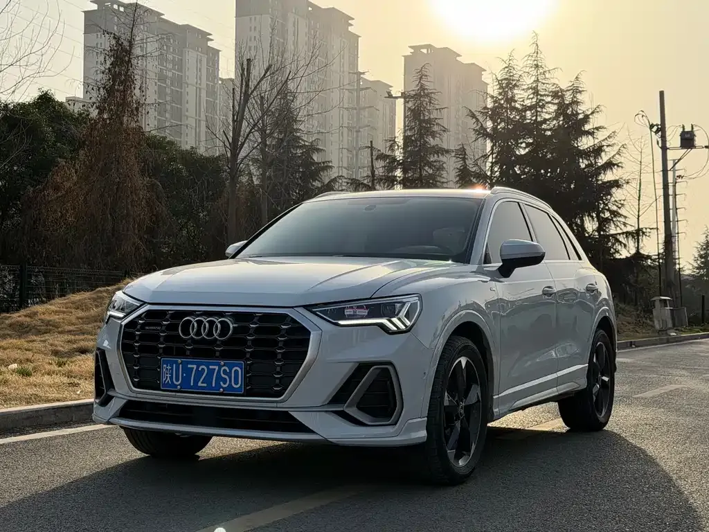 Audi Q3 2022 из CN, фото 1