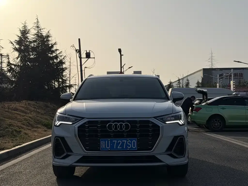 Audi Q3 2022 из CN, фото 7