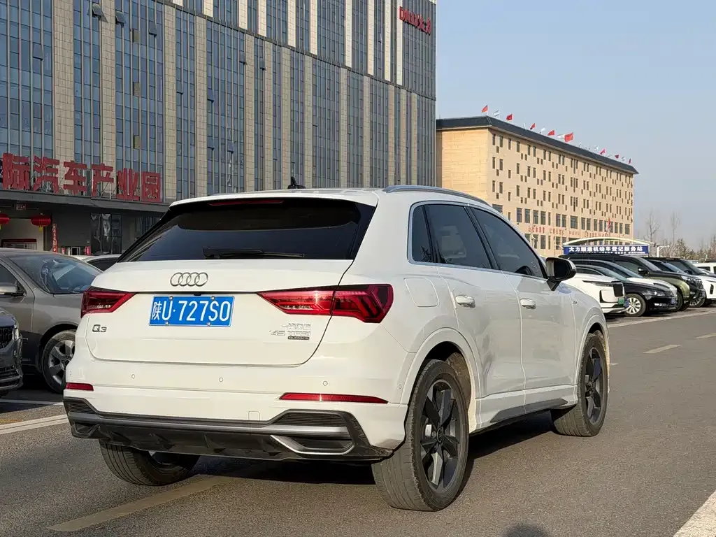 Audi Q3 2022 из CN, фото 8