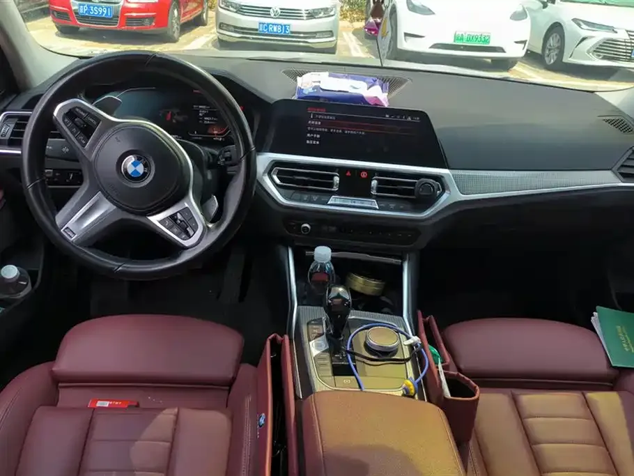 BMW 3 Series 2021 из CN, фото 9