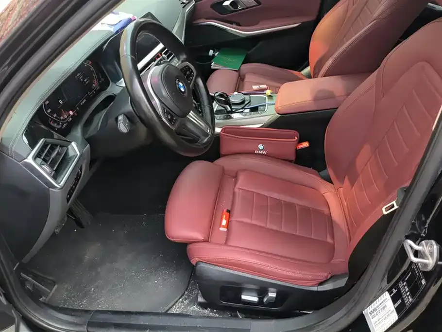 BMW 3 Series 2021 из CN, фото 3