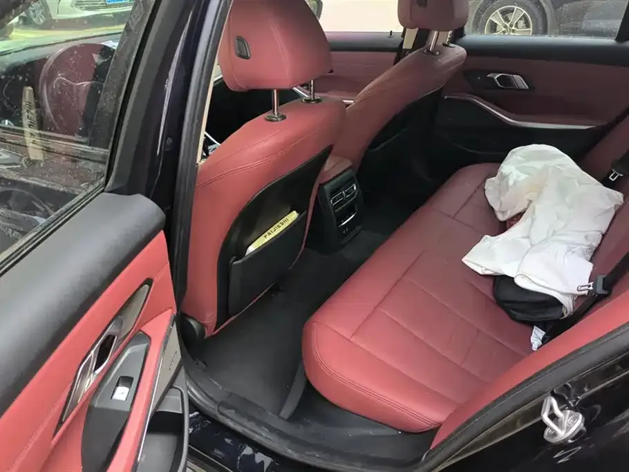 BMW 3 Series 2021 из CN, фото 6