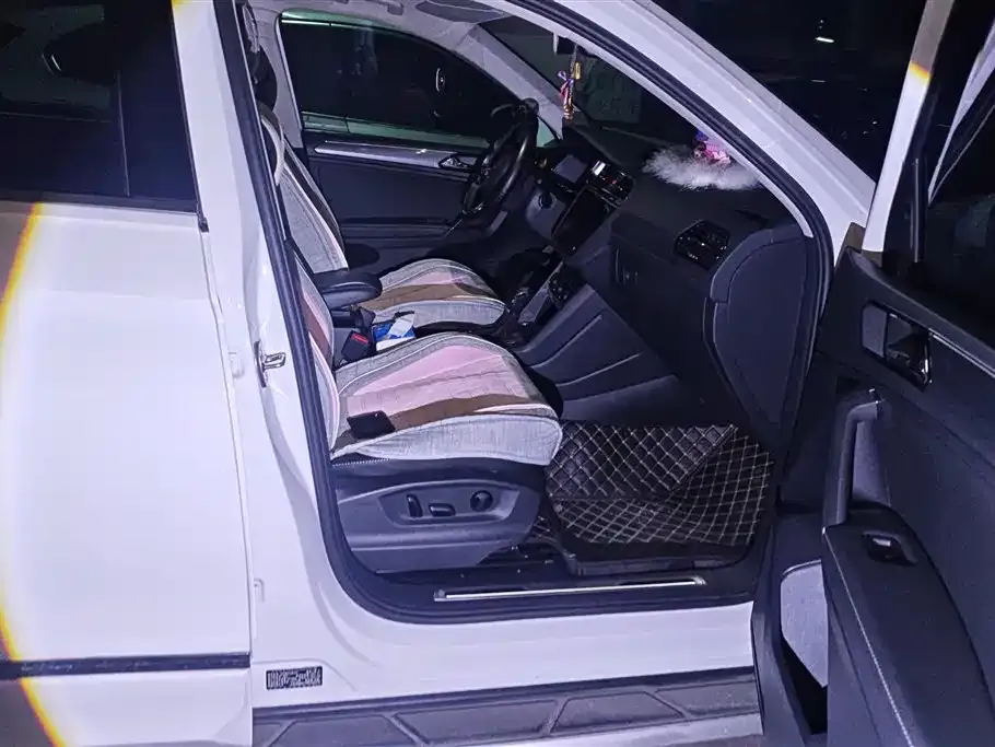 Volkswagen Tiguan L New Energy 2021 из CN, фото 9