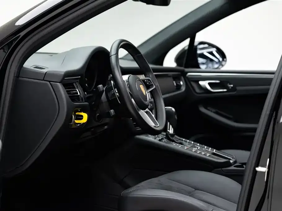 Porsche Macan 2021 из CN, фото 3