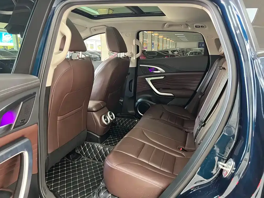 Wey VV7 GT 2021 из CN, фото 8