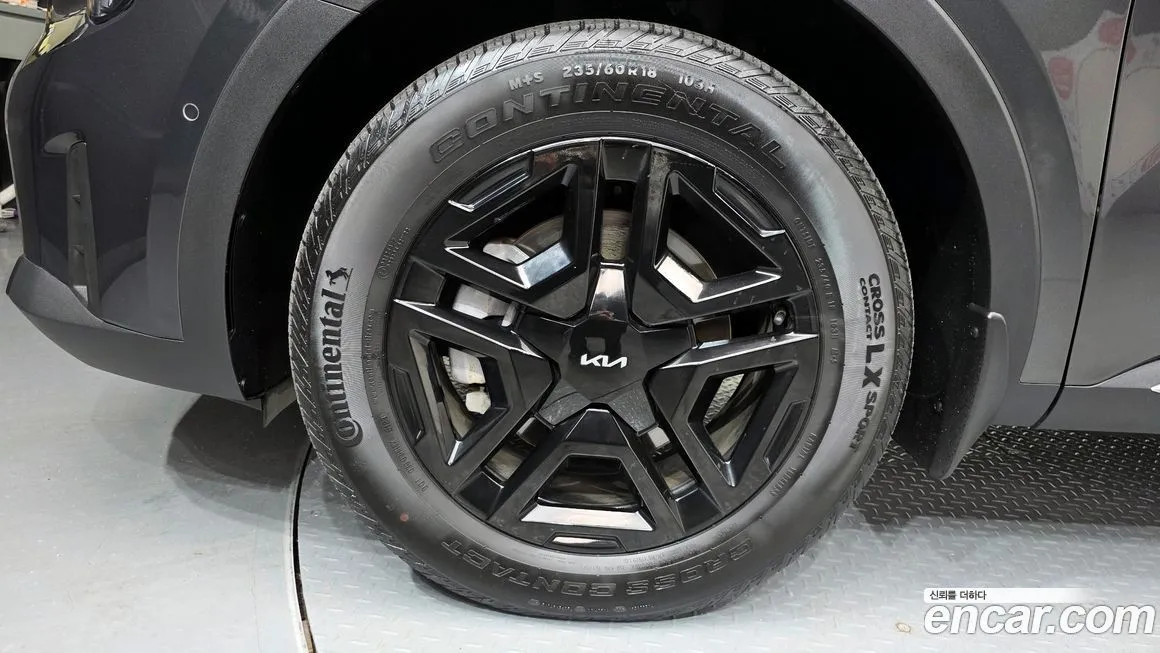Kia Sorento — фото 9