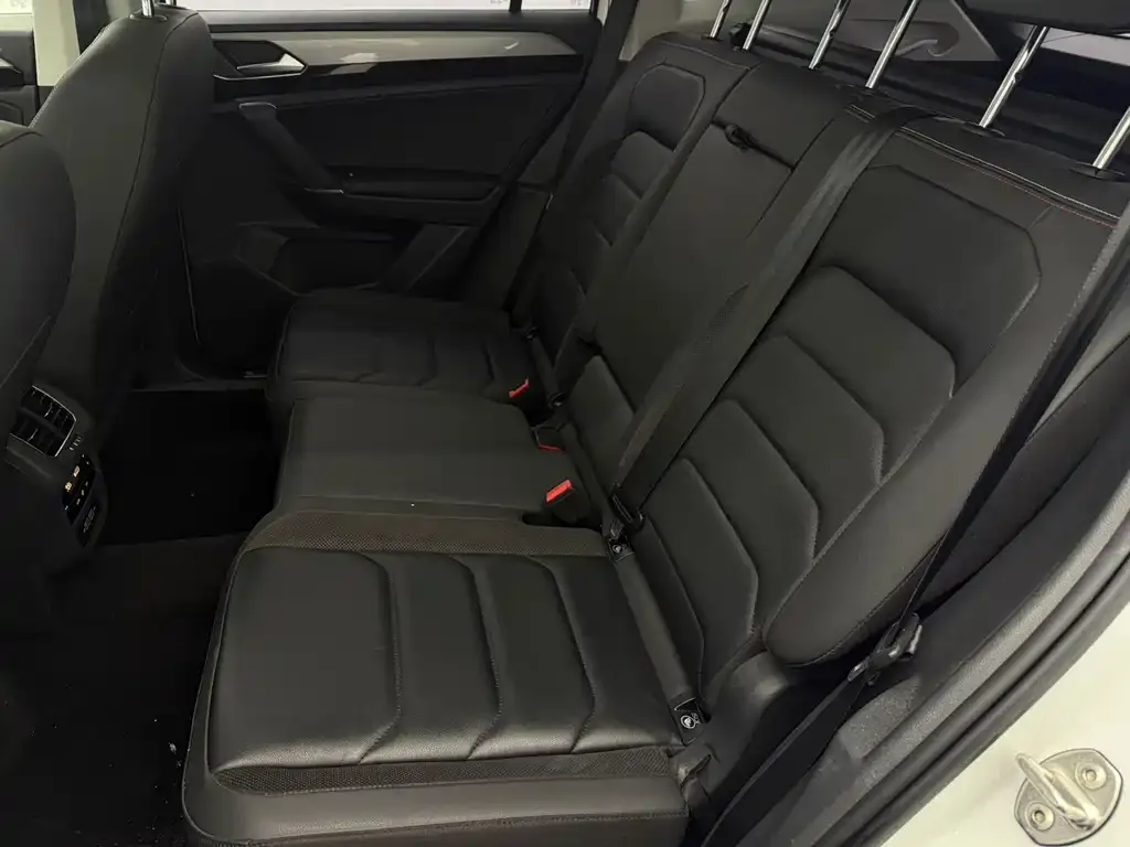 Volkswagen Tayron 2022 из CN, фото 6