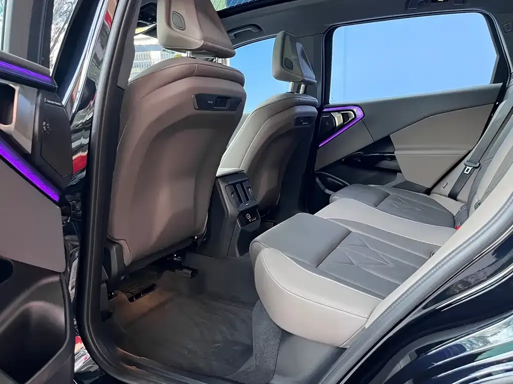 BMW X3 2025 из CN, фото 8