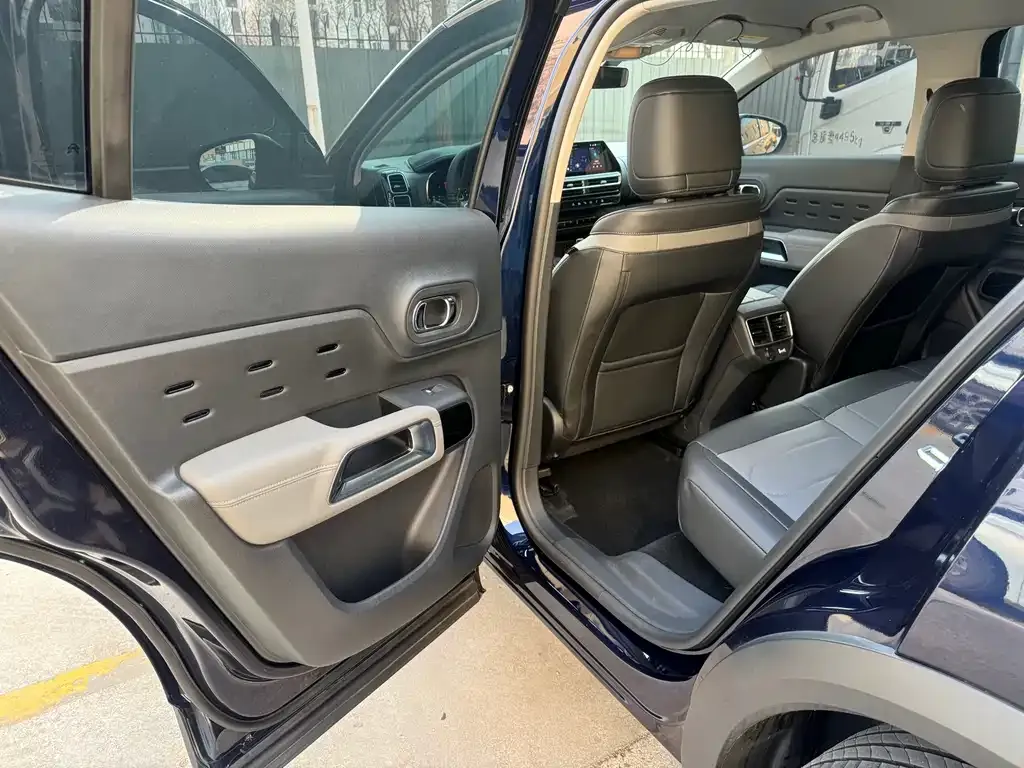 Citroen C5 AIRCROSS 2024 из CN, фото 7