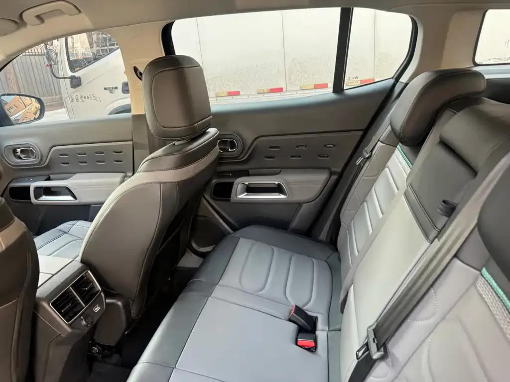 Citroen C5 AIRCROSS 2024 из CN, фото 5