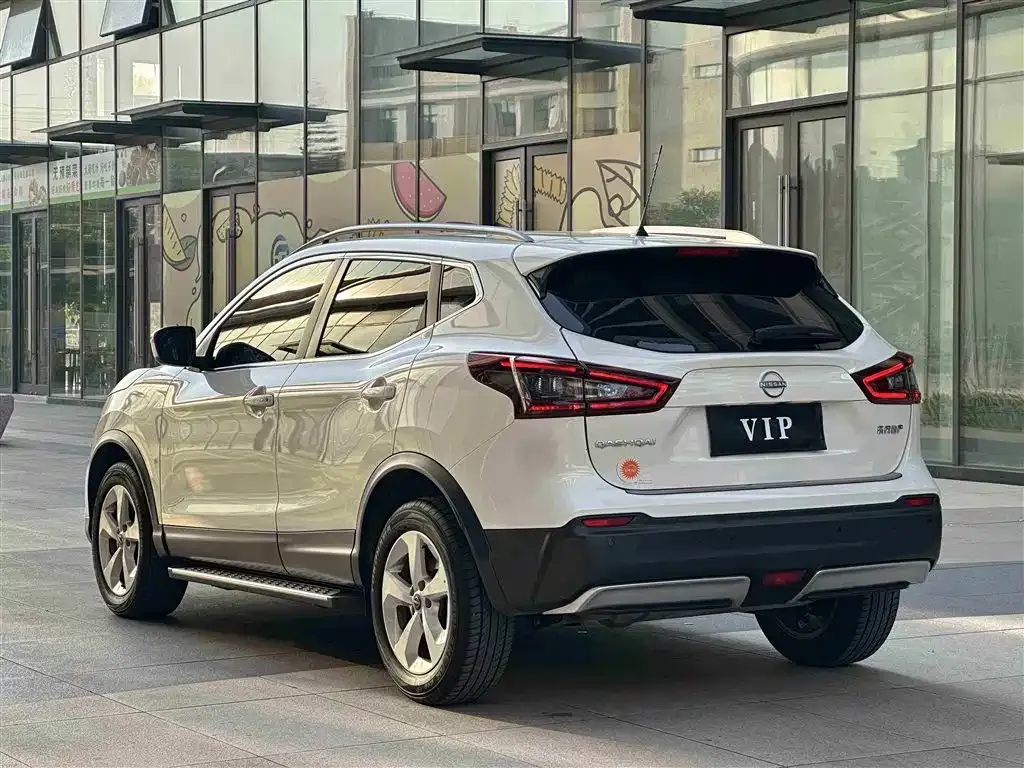 Nissan Qashqai — фото 5
