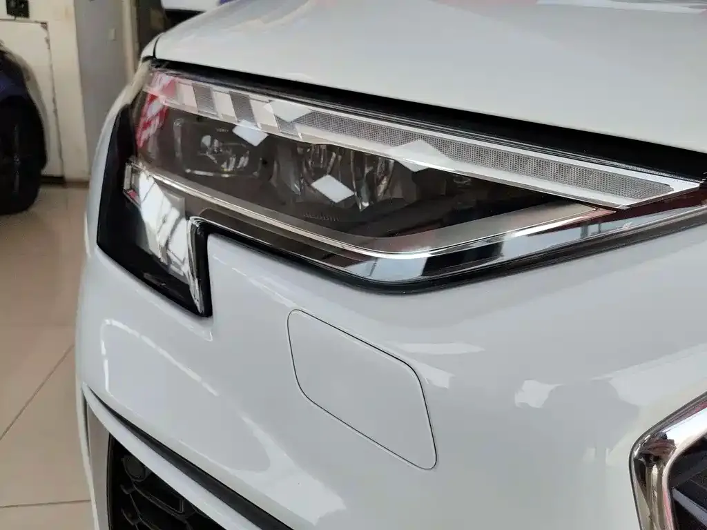Audi A3 2023 из CN, фото 4