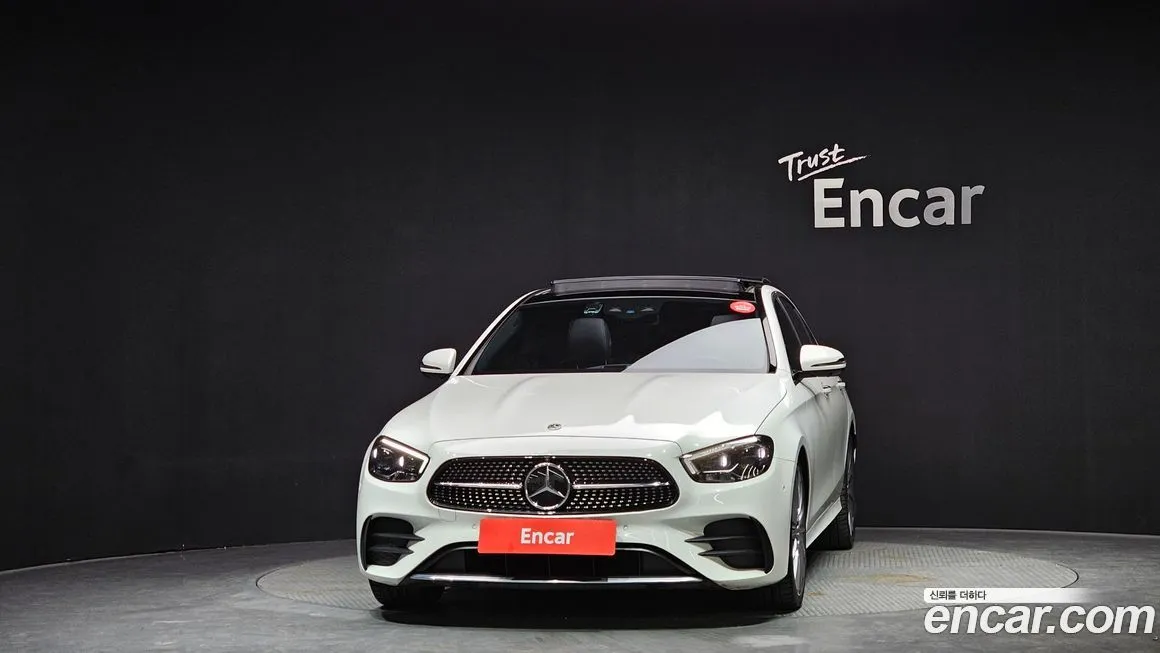 Mercedes-Benz E-Class — фото 10