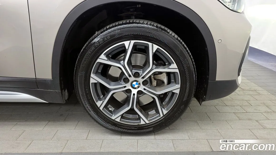 BMW X1 — фото 2