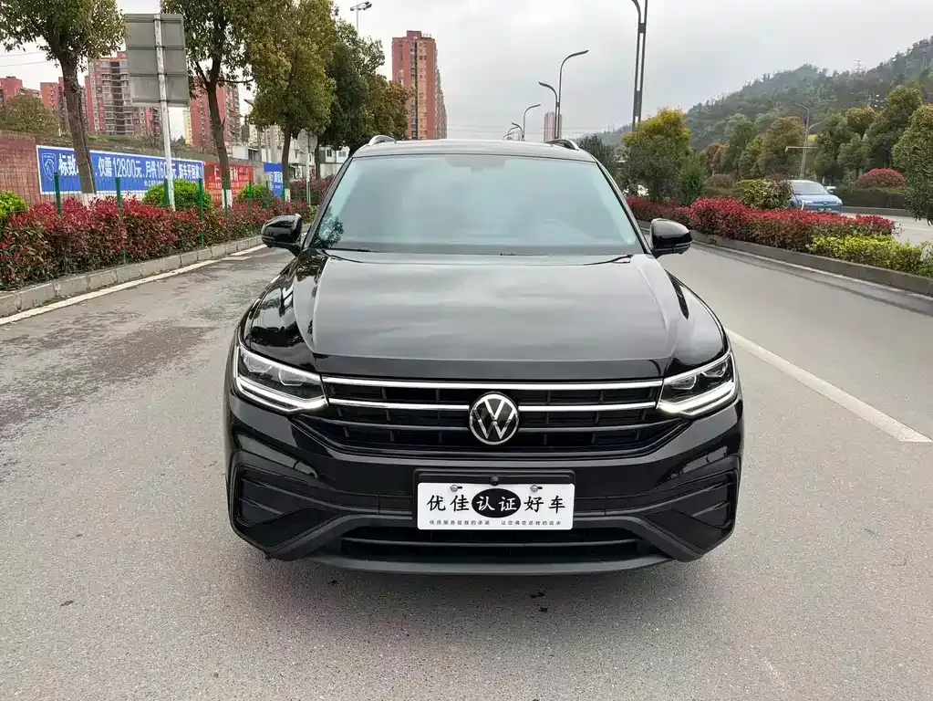 Volkswagen Tiguan L 2025 из CN, фото 9